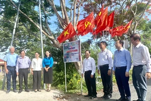 TP Cần Thơ: Khánh thành “Đường cờ Tổ quốc” tại huyện Thới Lai 