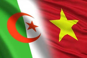 Lãnh đạo Việt Nam gửi điện mừng 70 năm Quốc khánh Algeria 