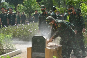 Bộ Quốc phòng Việt Nam - Campuchia phối hợp cất bốc 49 hài cốt liệt sĩ 