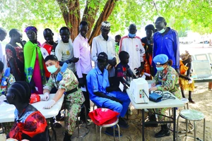 Tổ chức nhiều buổi khám, chữa bệnh miễn phí cho người dân tại Nam Sudan