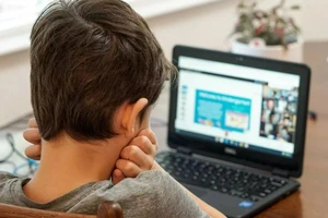 Australia hy vọng các đề xuất thay đổi về quản lý giúp trẻ em an toàn hơn trên không gian mạng