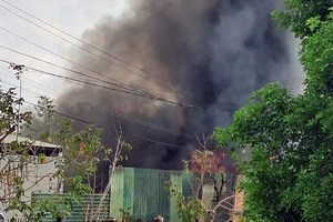 Khánh Hòa: Bãi tạm giữ xe vi phạm của công an huyện Khánh Vĩnh bốc cháy