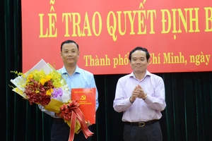 Bổ nhiệm Trưởng Ban Tuyên giáo huyện ủy Hóc Môn làm Phó Chánh Văn phòng Thành ủy