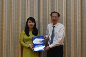 Đồng chí Vũ Thị Huỳnh Mai làm Phó Chánh Văn phòng UBND TPHCM