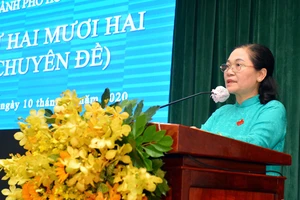 Chủ tịch HĐND TPHCM Nguyễn Thị Lệ phát biểu khai mạc kỳ họp. Ảnh: VIỆT DŨNG