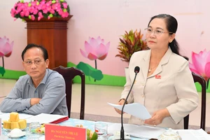 Chủ tịch HĐND TPHCM Nguyễn Thị Lệ giám sát vấn đề cử tri phản ánh qua tin nhắn, fanpage