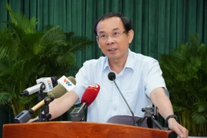 Bí thư Thành ủy TPHCM Nguyễn Văn Nên: “Phối hợp chung chung, 5-6 tháng mới có kết quả là không thể chấp nhận”