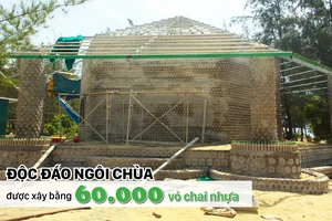 Độc đáo ngôi chùa được xây bằng 60.000 vỏ chai nhựa 