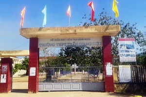 Thầy giáo dạy Toán ở Bình Định bị học sinh đánh nhập viện