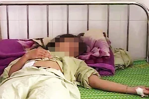 Nữ sinh bị bạn học đâm nhập viện trước kỳ thi THPT Quốc gia