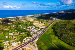 Bình Định khởi công đường kết nối ven biển vốn 1.500 tỷ đồng