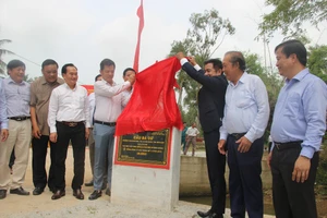 Khánh thành, khởi công xây dựng 2 cây cầu dân sinh ở Bình Định