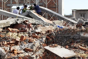 Vụ sập tường trong KCN khiến 11 người thương vong: Bắt 2 lãnh đạo công ty xây dựng