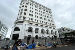 Lận đận số phận 2 dự án khách sạn lớn tại "đất vàng" giữa TP Quy Nhơn
