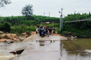 Phú Yên: Tìm thấy thi thể người đàn ông bị nước lũ cuốn trôi 200m