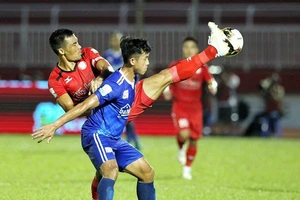 TPHCM - Quảng Nam 0-0: Trận hòa nhạt nhẽo