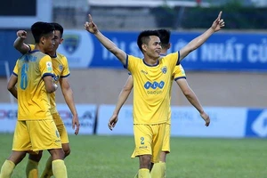 Thanh Hóa - Đà Nẵng 1-0: Vũ Minh Tuấn giúp Thanh Hóa giải vận đen