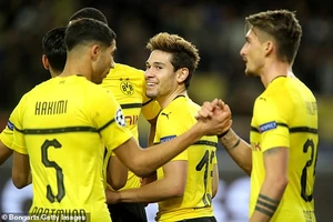 Monaco - Borussia Dortmund 0-2: Guerreiro lập cú đúp, soán ngôi đầu của Atletico 