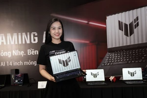 ASUS ROG ra mắt dải laptop gaming AI với bộ xử lý AMD Ryzen AI 300 Series đầu tiên tại Việt Nam