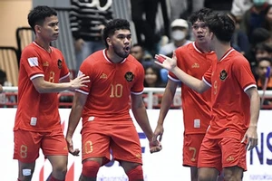 Futsal Thái Lan vs Futsal Indonesia 1-5: Soumilena, Lindrey, Putra, Adriansyad bất ngờ bắn phá, tạo địa chấn hạ Thái Lan, Wingwon phản lưới nhà giành vé chung kết futsal ASEAN