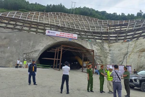 Phát động 100 ngày thông hầm 2 và giải phóng mặt bằng dự án thành phần Quảng Ngãi-Hoài Nhơn