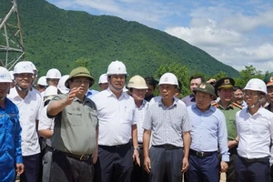 Thủ tướng thăm các công trình trọng điểm tại Quảng Bình