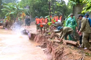 Đầu tư 14,8 tỷ đồng làm kè kiên cố