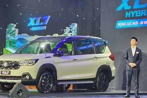 Suzuki XL7 Hybrid chính thức ra mắt tại Việt Nam