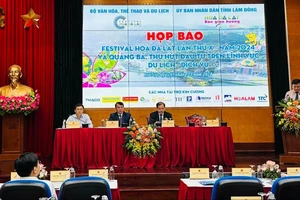 Họp báo công bố thông tin về Festival hoa Đà Lạt lần thứ X - năm 2024 tại Hà Nội