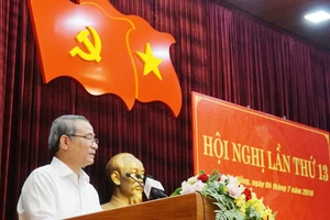 Bí thư Thành ủy Đà Nẵng Trương Quang Nghĩa phát biểu tại hội nghị