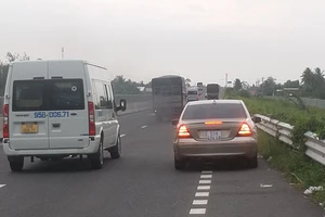 Cao tốc Trung Lương - Mỹ Thuận: Làn dừng khẩn cấp quá hẹp