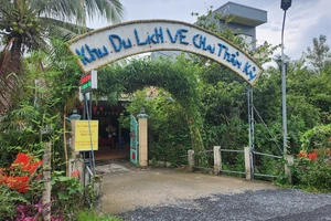 Khu vườn “độc lạ” của cựu chiến binh ở Tiền Giang