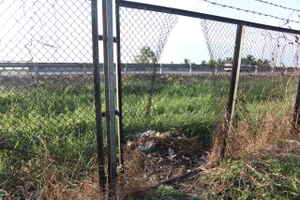 Nghiêm cấm người dân cắt phá hàng rào bảo vệ cao tốc TPHCM – Trung Lương