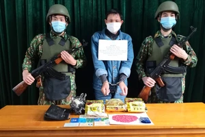 Đối tượng vận chuyển 3kg ma túy đá và 800 viên ma túy bị bắt giữ tại xã biên giới Dân Hóa, Minh Hóa