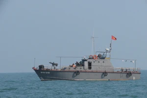 Quảng Bình: 2 tàu cá bị chìm trên biển, nhiều ngư dân mất tích 