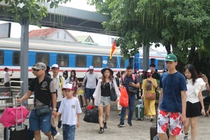 Quảng Bình đón chuyến tàu hỏa charter chở khách du lịch