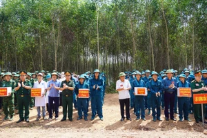 Quảng Bình: Hơn 700 người diễn tập phòng cháy chữa cháy rừng và tìm kiếm cứu nạn