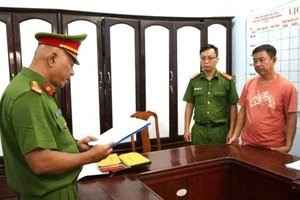 Nguyễn Nho Cầm tại cơ quan điều tra