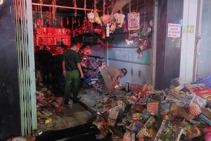Đà Nẵng: Kịp thời dập tắt đám cháy ở cửa hàng đồ chơi trẻ em