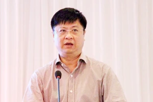 Bộ Nội vụ trả lời chất vấn của ĐBQH về việc luân chuyển ông Trương Quang Hoài Nam