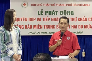 Hoa hậu Việt Nam 2020 quyên góp gần 7,5 tỷ đồng cứu trợ miền Trung
