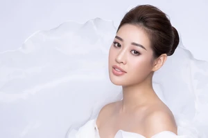 Hoa hậu Khánh Vân kể câu chuyện của những dải lụa 