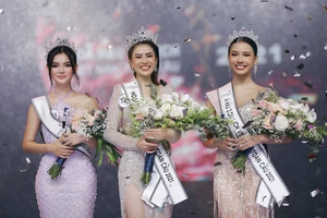 Người đẹp Lý Kim Thảo đăng quang Hoa hậu Du lịch Việt Nam Toàn cầu