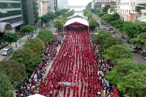 3.000 thiếu nhi đồng diễn flashmob xác lập kỷ lục Việt Nam