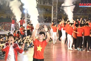 TPHCM: Biển người chào đón đội tuyển U23 Việt Nam