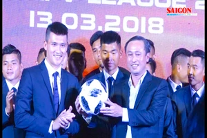 Bóng đá TPHCM xuất quân thi đấu V.League 2018