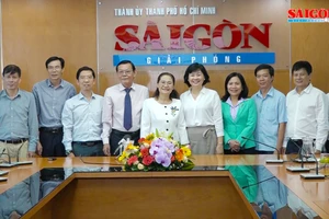 Chủ tịch HĐND TPHCM Nguyễn Thị Lệ thăm Báo Sài Gòn Giải Phóng