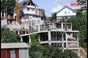 Dự án chung cư đang xây dựng ở Đà Lạt gây sạt lở nghiêm trọng, uy hiếp nhà dân