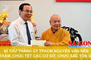 Bí thư Thành ủy TPHCM Nguyễn Văn Nên đi thăm, chúc Tết các cơ sở, chức sắc tôn giáo 