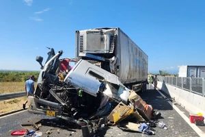 Podcast tin nóng: Tai nạn nghiêm trọng trên cao tốc Vĩnh Hảo - Phan Thiết, 1 người tử vong
